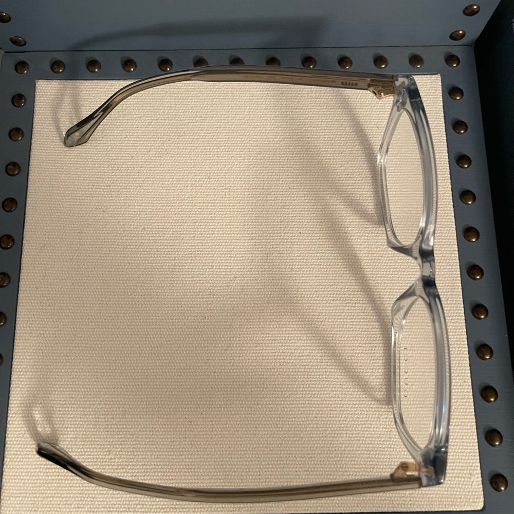 Gucci Women's Transparent Frame Glasses - Picture 9 of 14